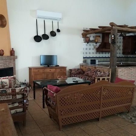 Cortijo El Cercadillo Guest House Bedmar y Garciez ภายนอก รูปภาพ