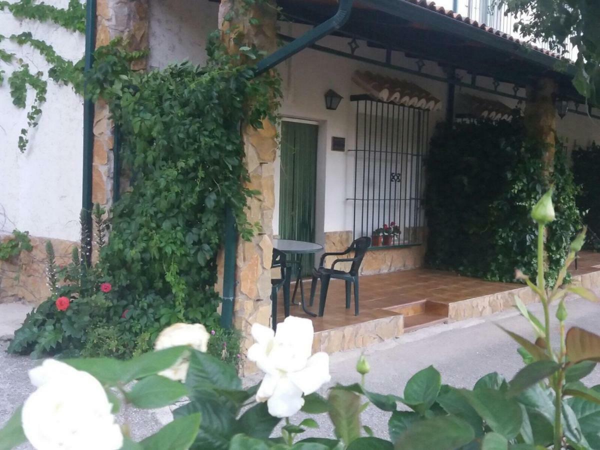 Cortijo El Cercadillo Guest House Bedmar y Garciez ภายนอก รูปภาพ