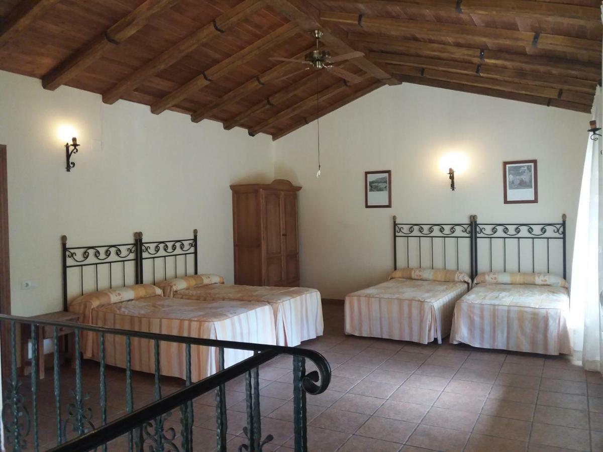 Cortijo El Cercadillo Guest House Bedmar y Garciez ภายนอก รูปภาพ